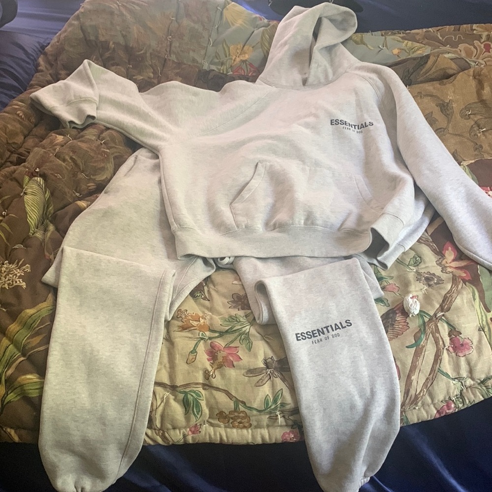 Essentials Sweatsuit Top&Bottom
